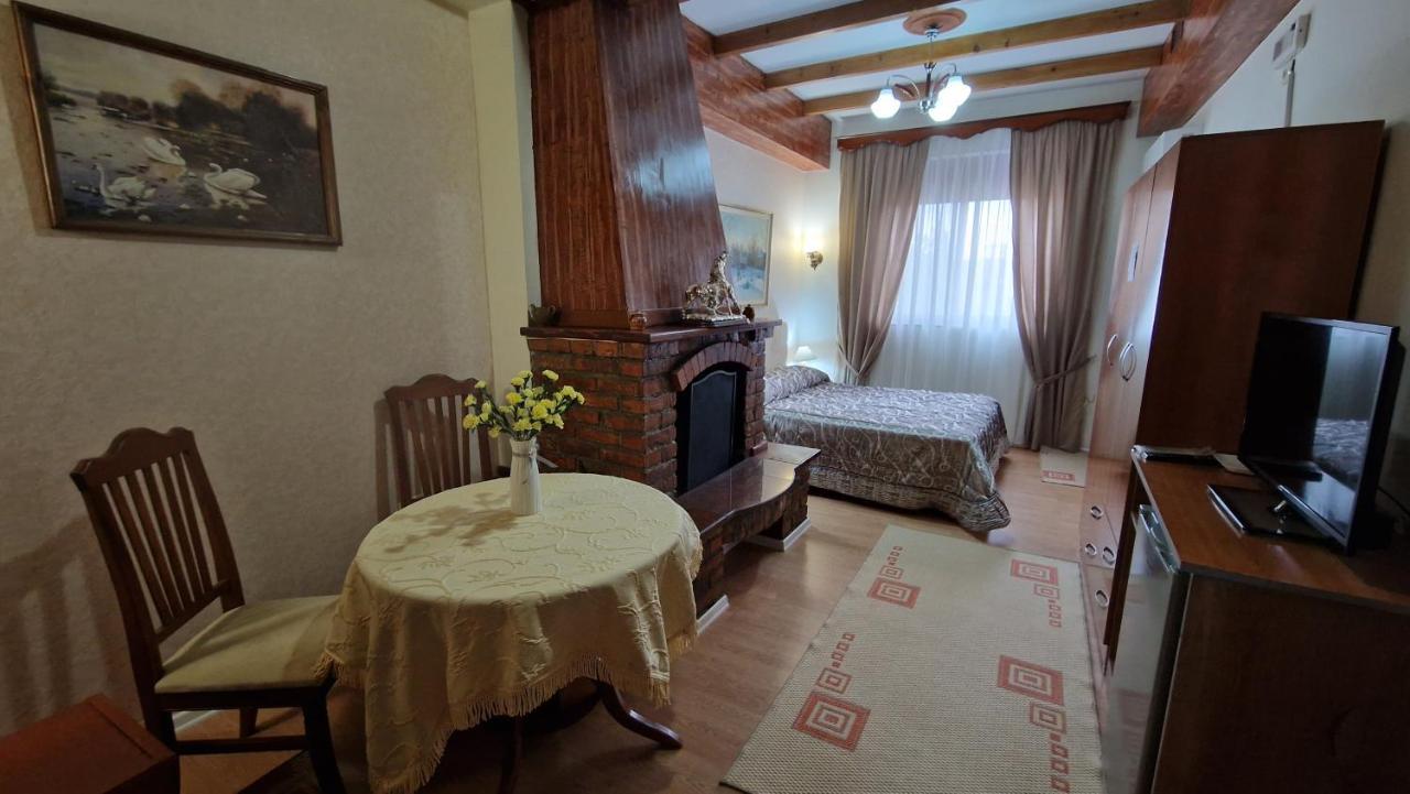 Vila Korani Tirana Exterior foto